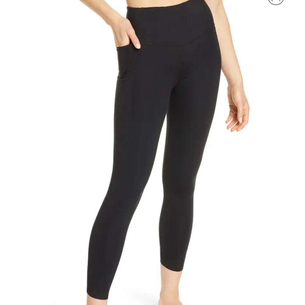 High Waist Studio Lite Pocket 7/8 Leggings